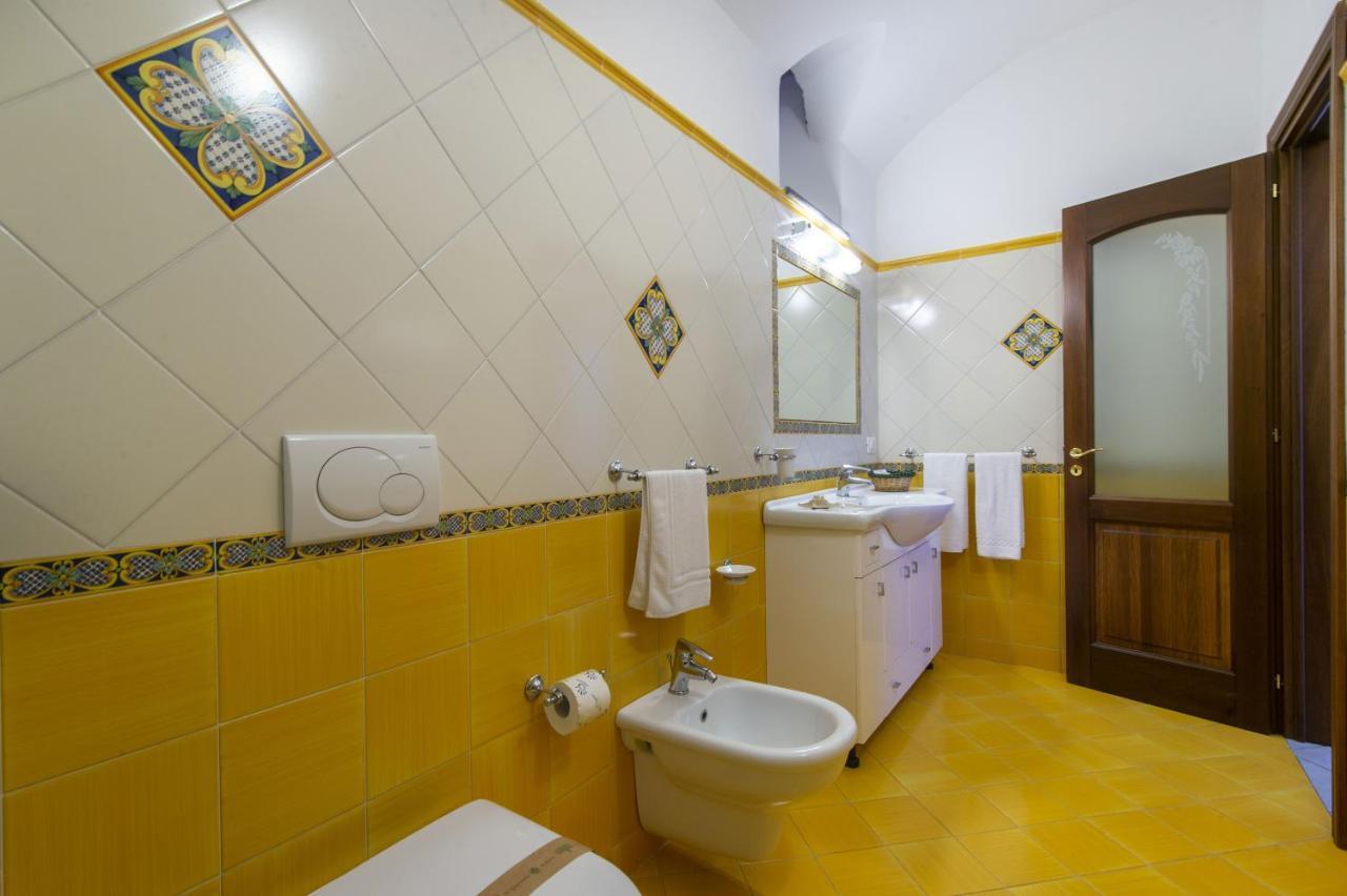 Domus Caterina Apartment Furore Bagian luar foto
