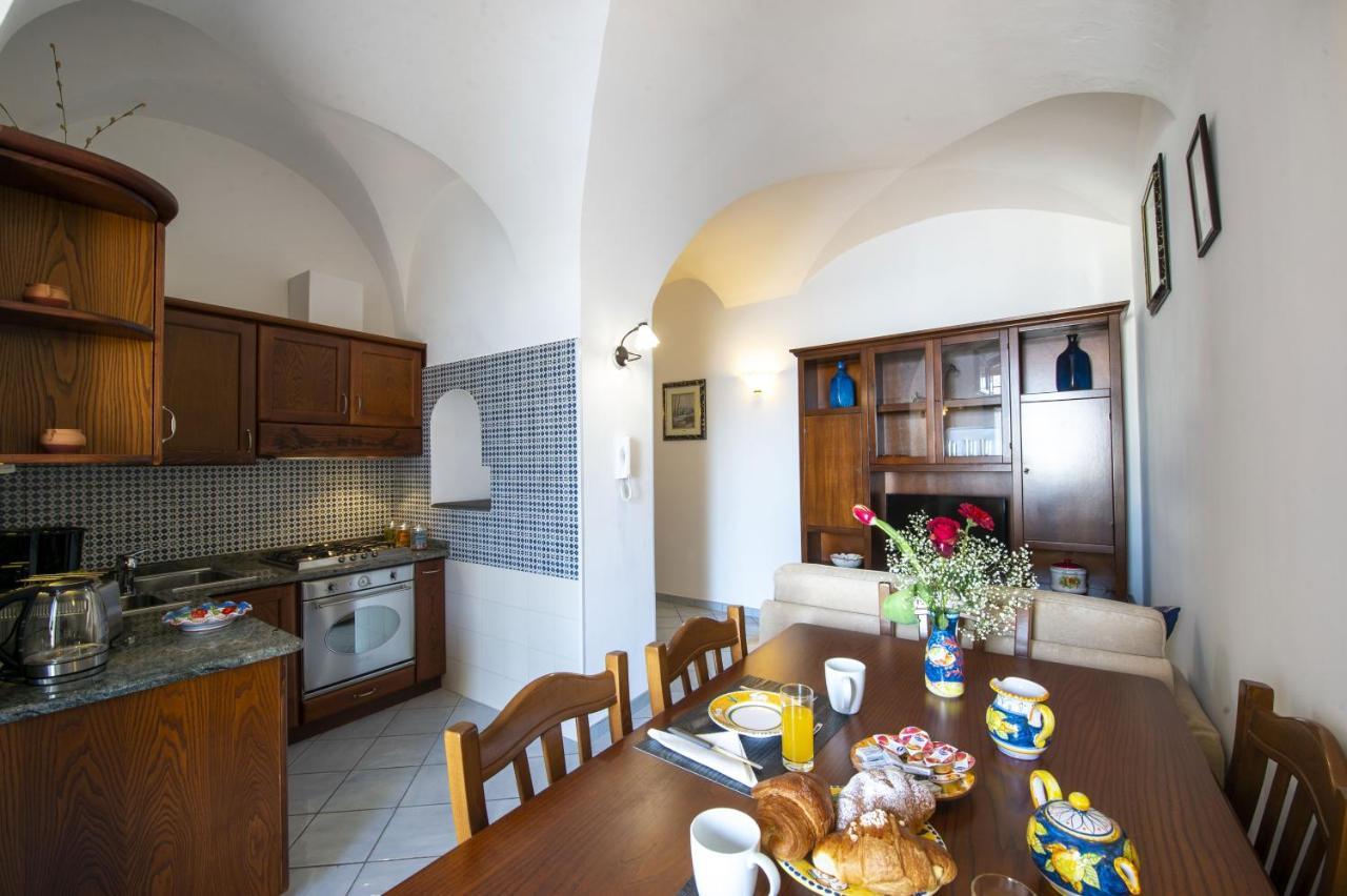 Domus Caterina Apartment Furore Bagian luar foto