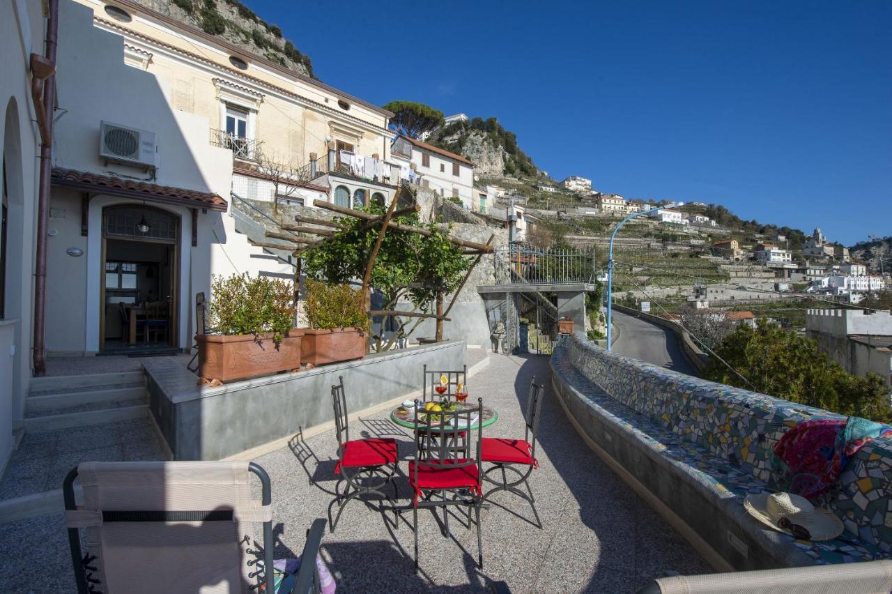 Domus Caterina Apartment Furore Bagian luar foto