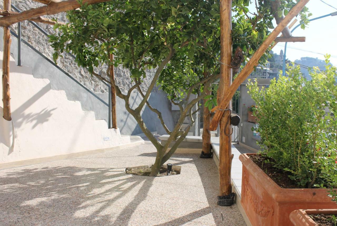 Domus Caterina Apartment Furore Bagian luar foto